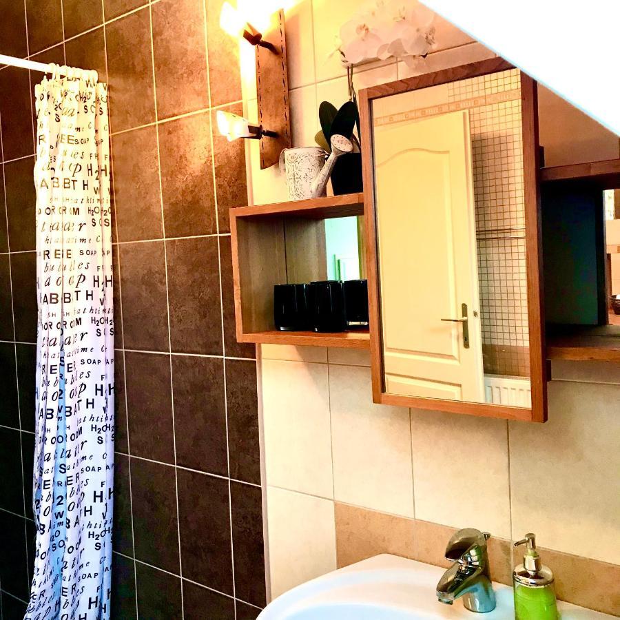 Viharsarki Apartman Gyula Eksteriør billede