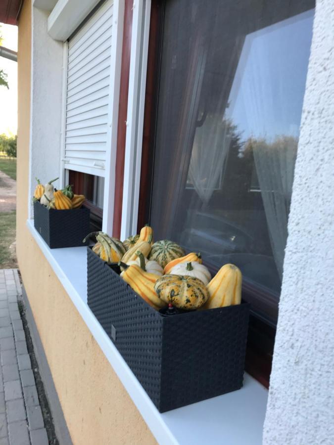 Viharsarki Apartman Gyula Eksteriør billede